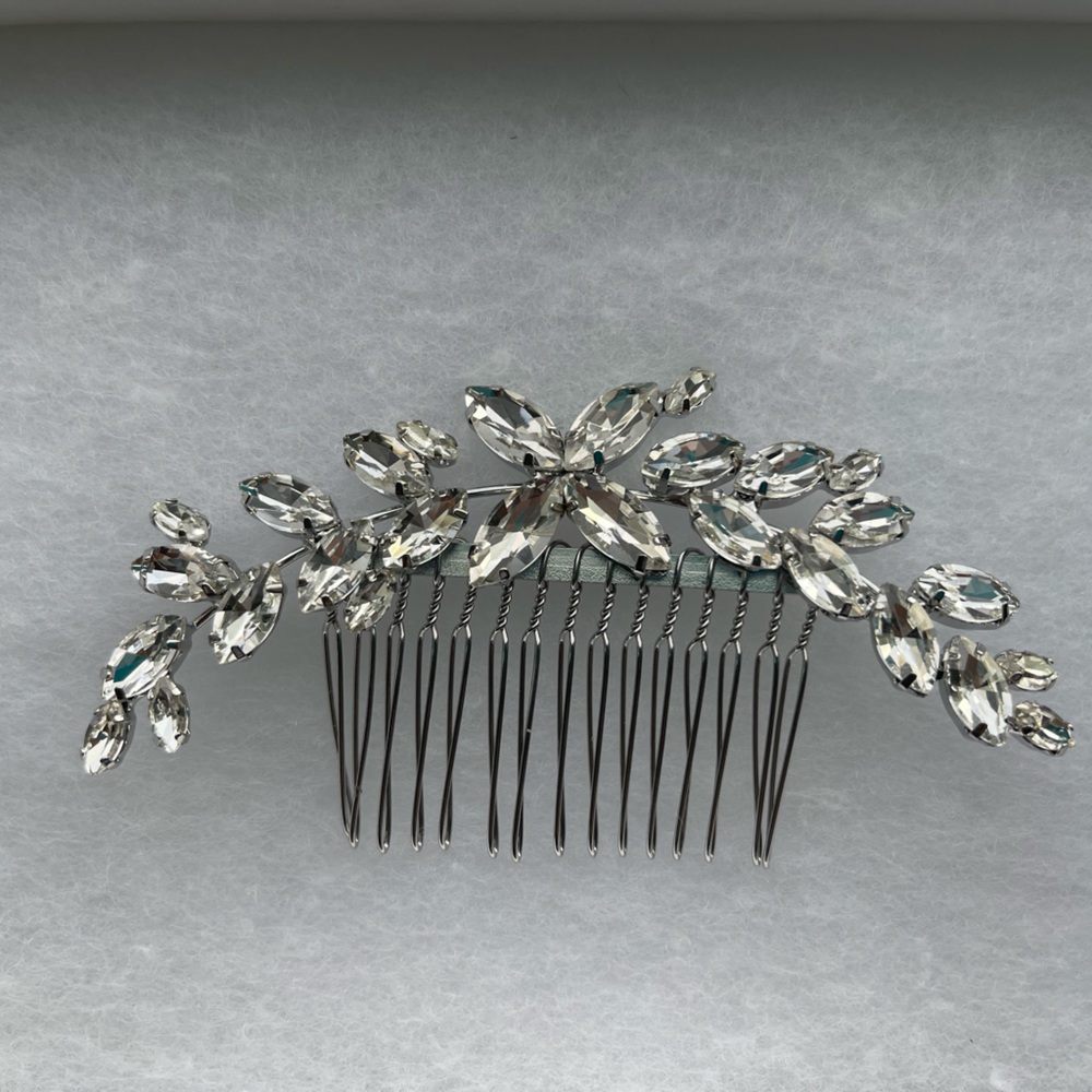 Bridal hair comb